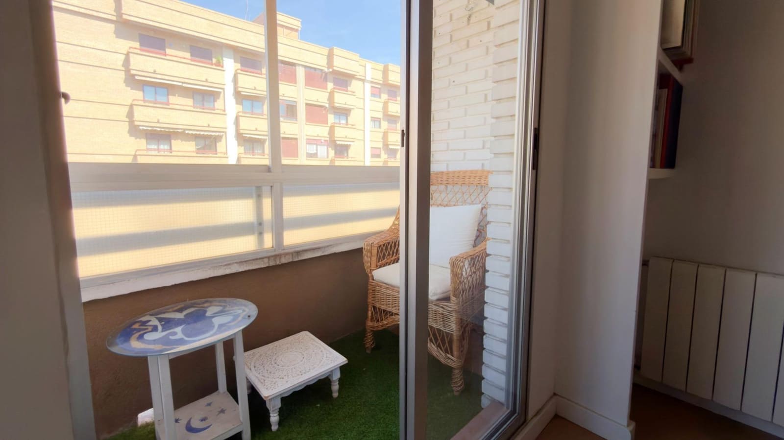 3 bedroom Flat for sale in Valencia city with garage - € 399,000 (Ref: 9752128)