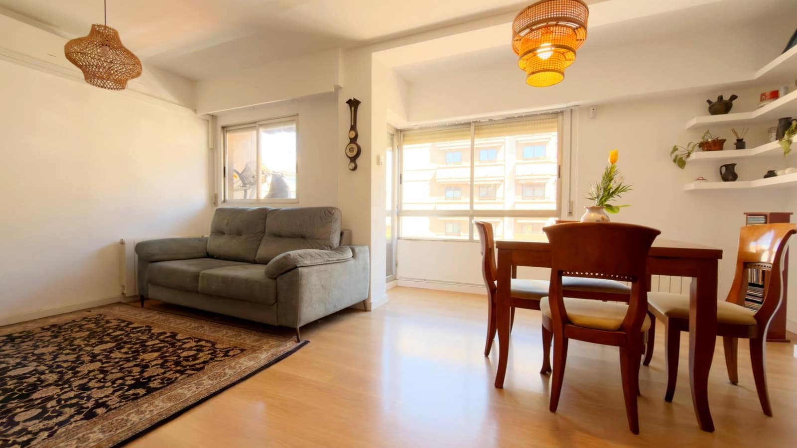 3 bedroom Flat for sale in Valencia city with garage - € 399,000 (Ref: 9752128)