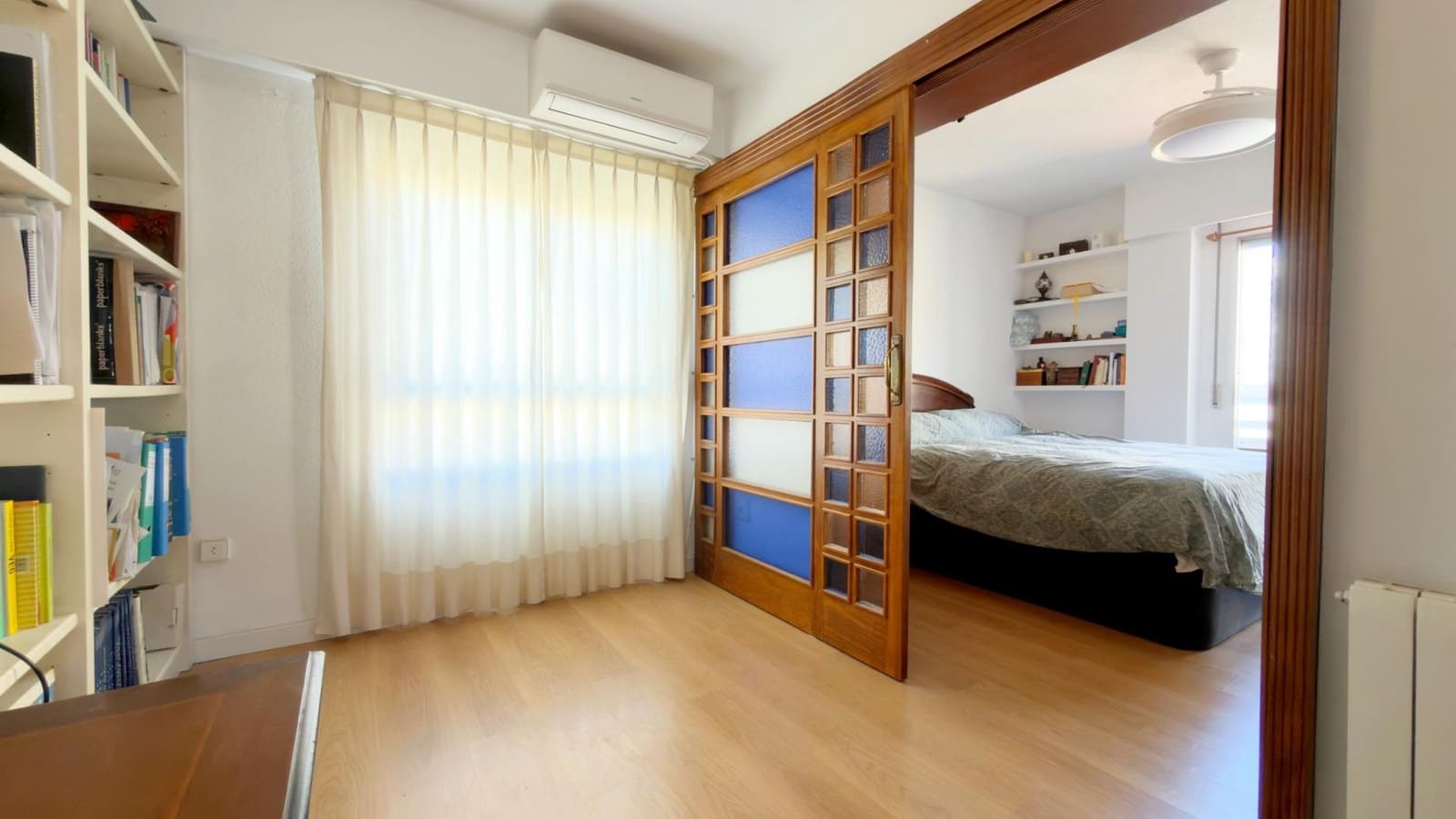 3 bedroom Flat for sale in Valencia city with garage - € 399,000 (Ref: 9752128)