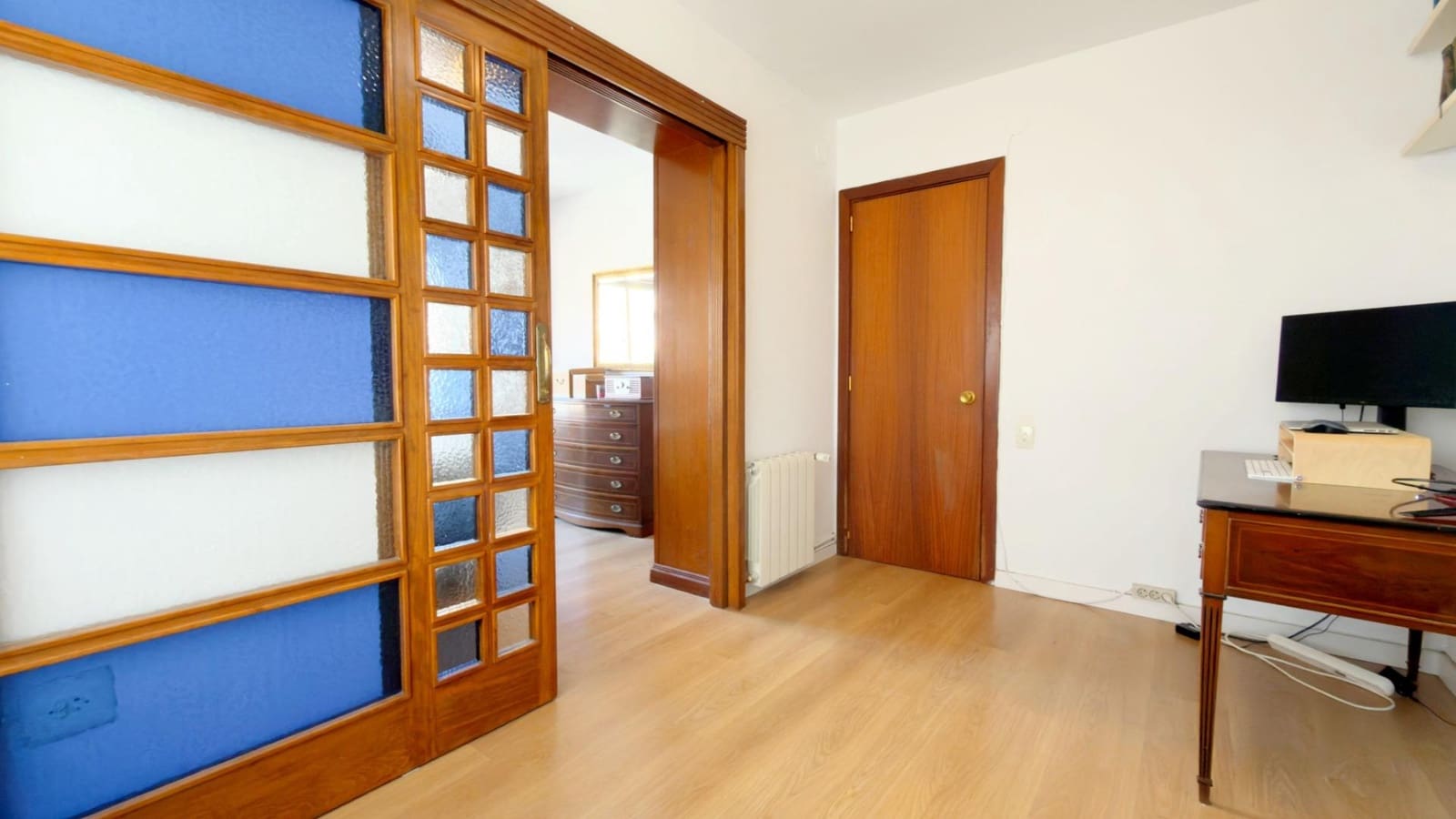 3 bedroom Flat for sale in Valencia city with garage - € 399,000 (Ref: 9752128)