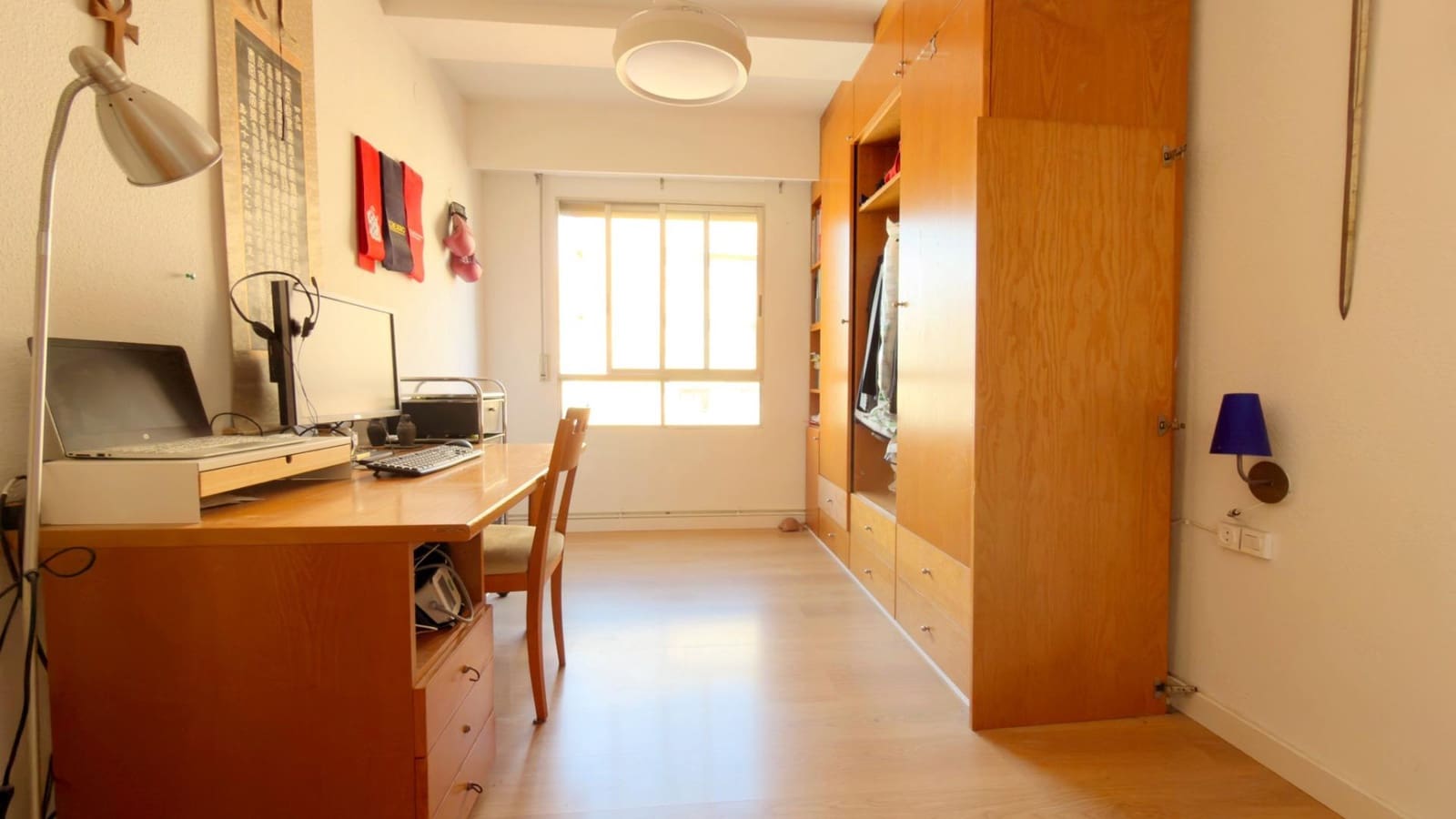 3 bedroom Flat for sale in Valencia city with garage - € 399,000 (Ref: 9752128)