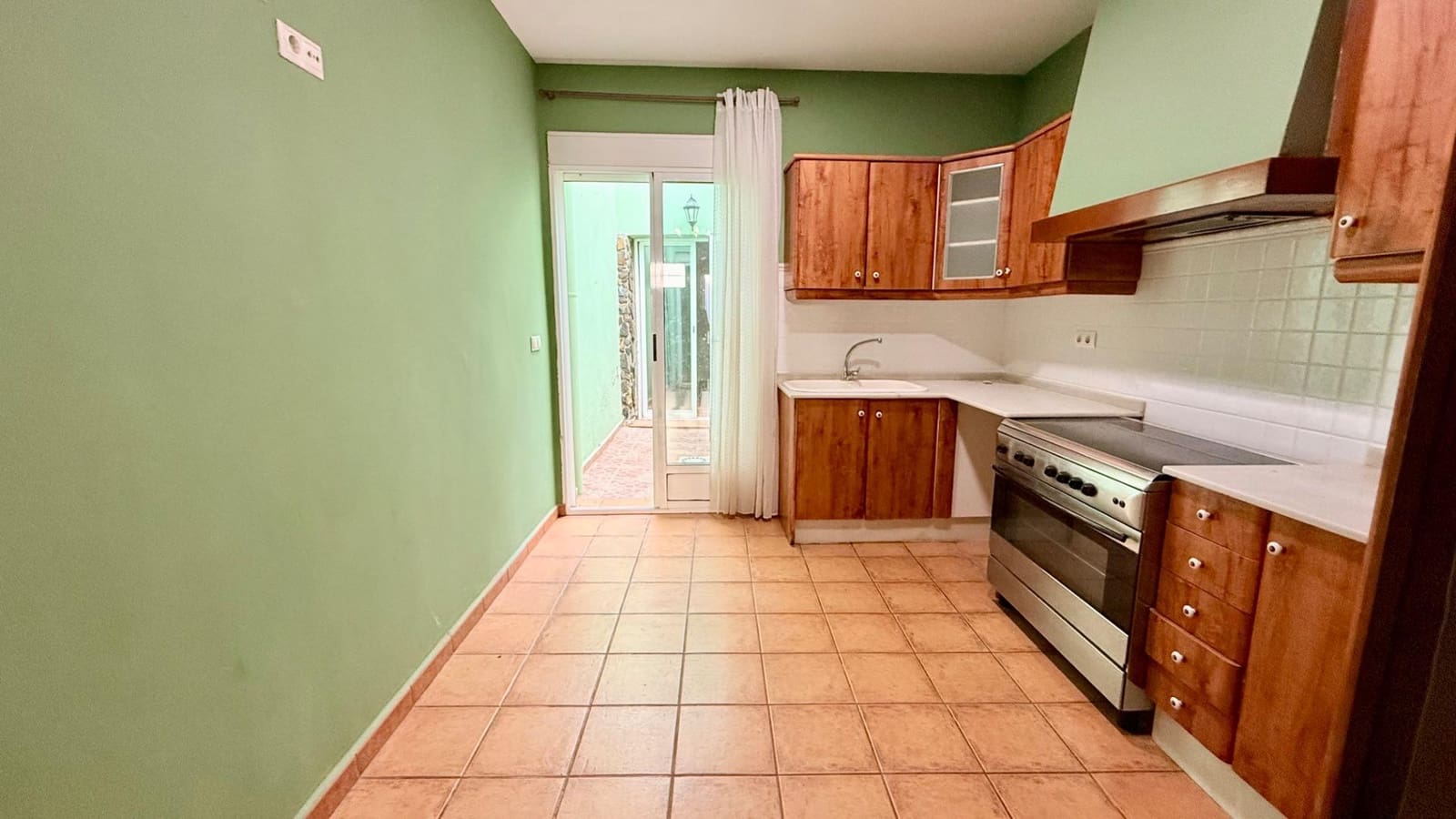 3 bedroom Townhouse for sale in Massalfassar - € 270,000 (Ref: 9788491)