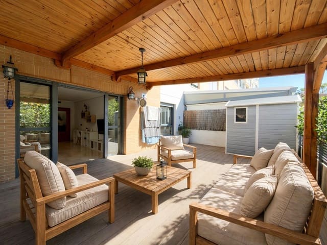 2 soveværelse Lejlighed til salg i Valencia by med swimmingpool garage - € 469.000 (Ref: 9797230)