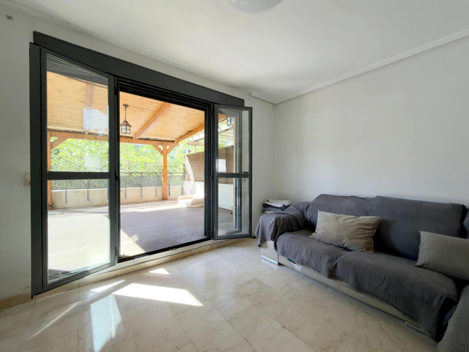 Piso de 2 habitaciones en València ciudad en venta con piscina garaje - 469.000 € (Ref: 9797230)