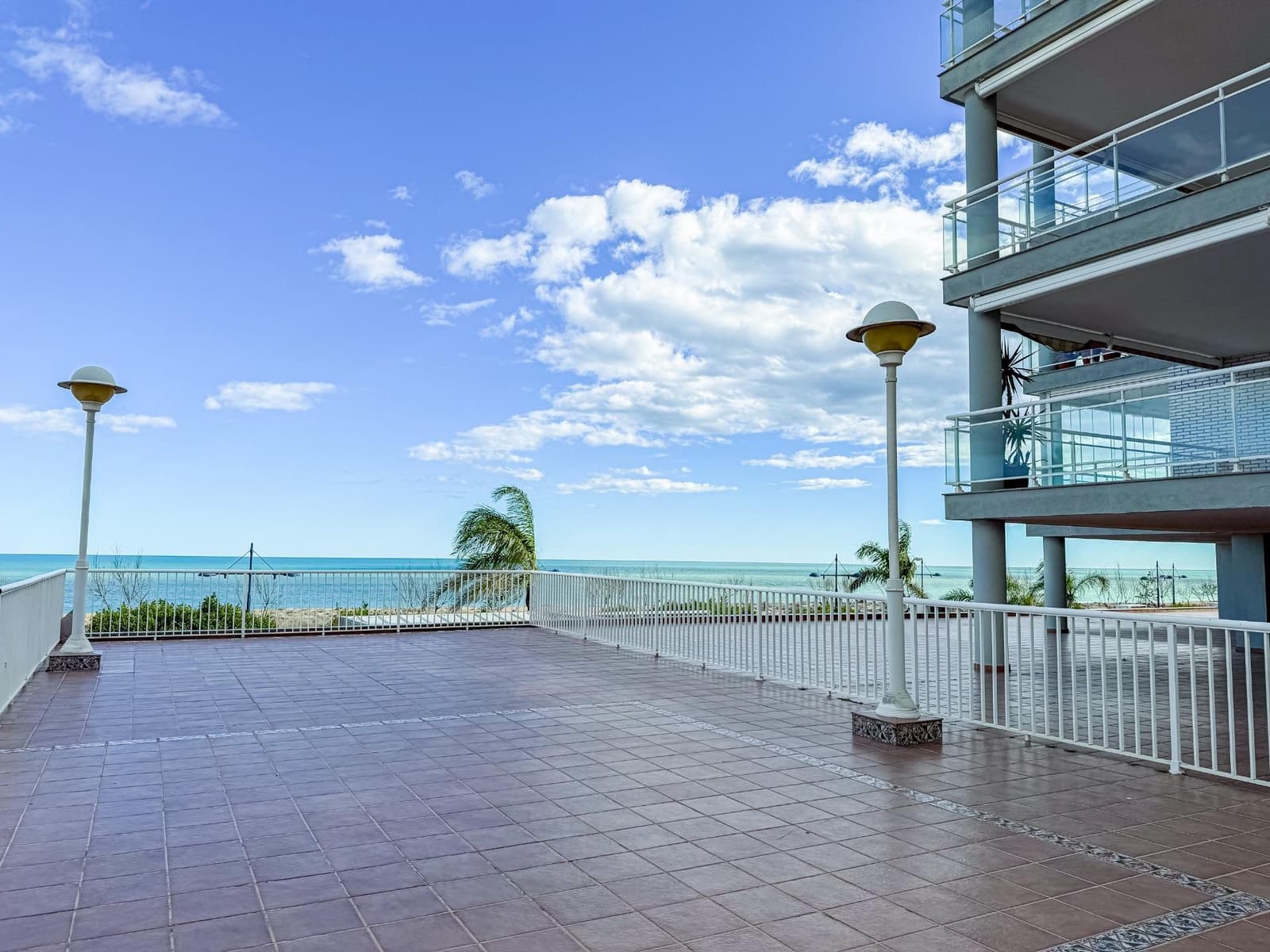 2 makuuhuone Kattohuoneisto myytävänä paikassa Peniscola mukana uima-altaan 
autotalli - 525 000 € (Ref: 9806554)