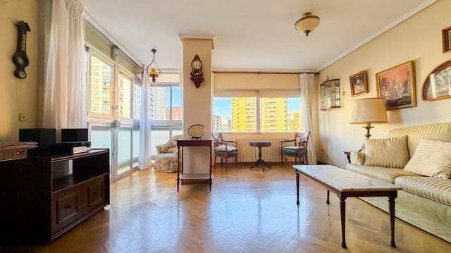 4 Zimmer Wohnung zu verkaufen in Ciutat Universitaria, València Stadt mit Garage - 527.000 € (Ref: 9806555)