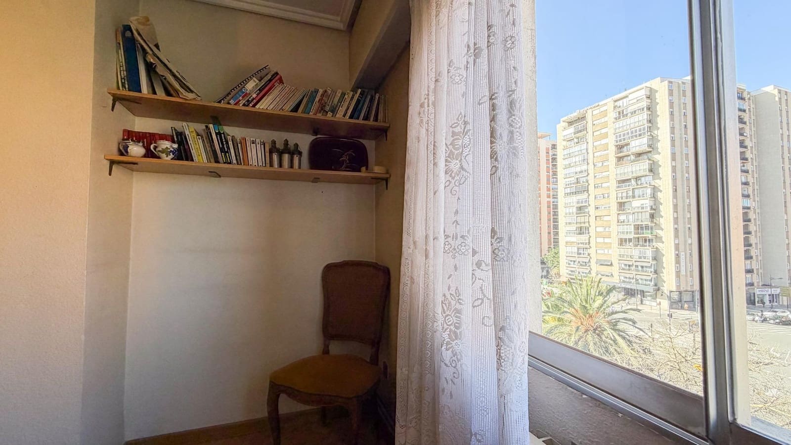 4 Zimmer Wohnung zu verkaufen in Valencia Stadt mit Garage - 527.000 € (Ref: 9806555)