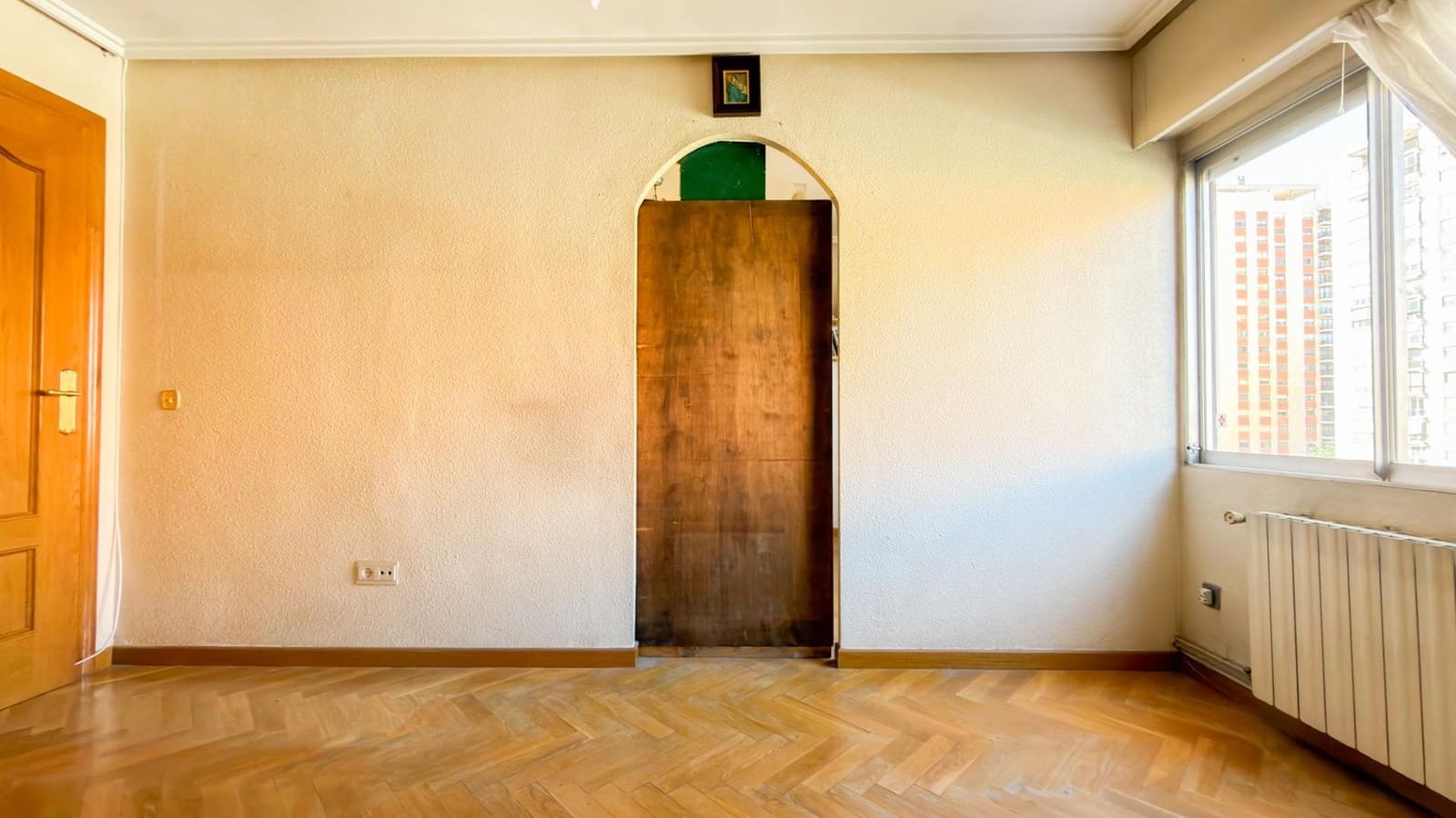 4 Zimmer Wohnung zu verkaufen in Valencia Stadt mit Garage - 527.000 € (Ref: 9806555)