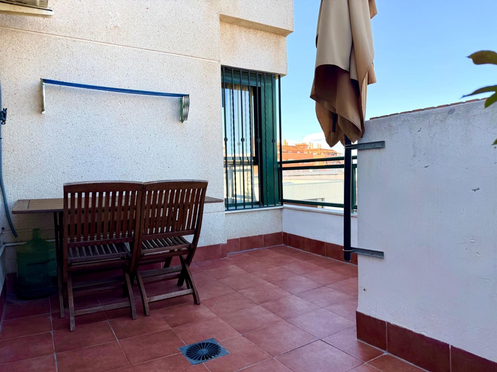 3 bedroom Penthouse for sale in Burjassot with garage - € 312,000 (Ref: 9839339)