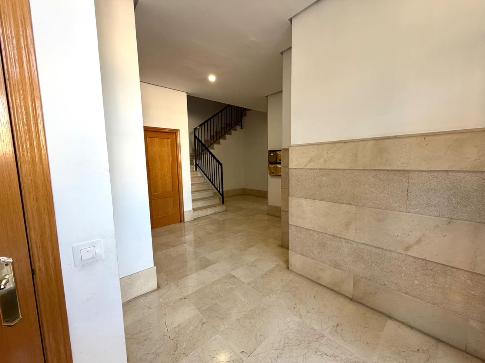 3 bedroom Penthouse for sale in Burjassot with garage - € 312,000 (Ref: 9839339)