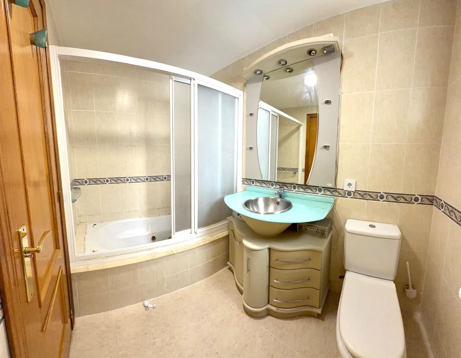 3 bedroom Penthouse for sale in Burjassot with garage - € 312,000 (Ref: 9839339)