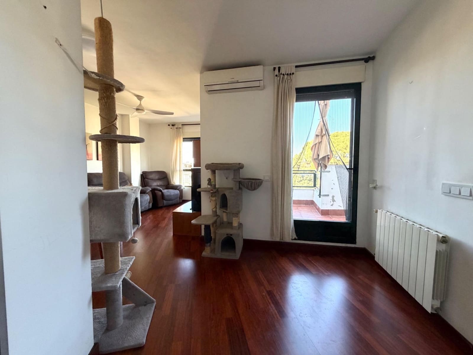 3 bedroom Penthouse for sale in Burjassot with garage - € 312,000 (Ref: 9839339)