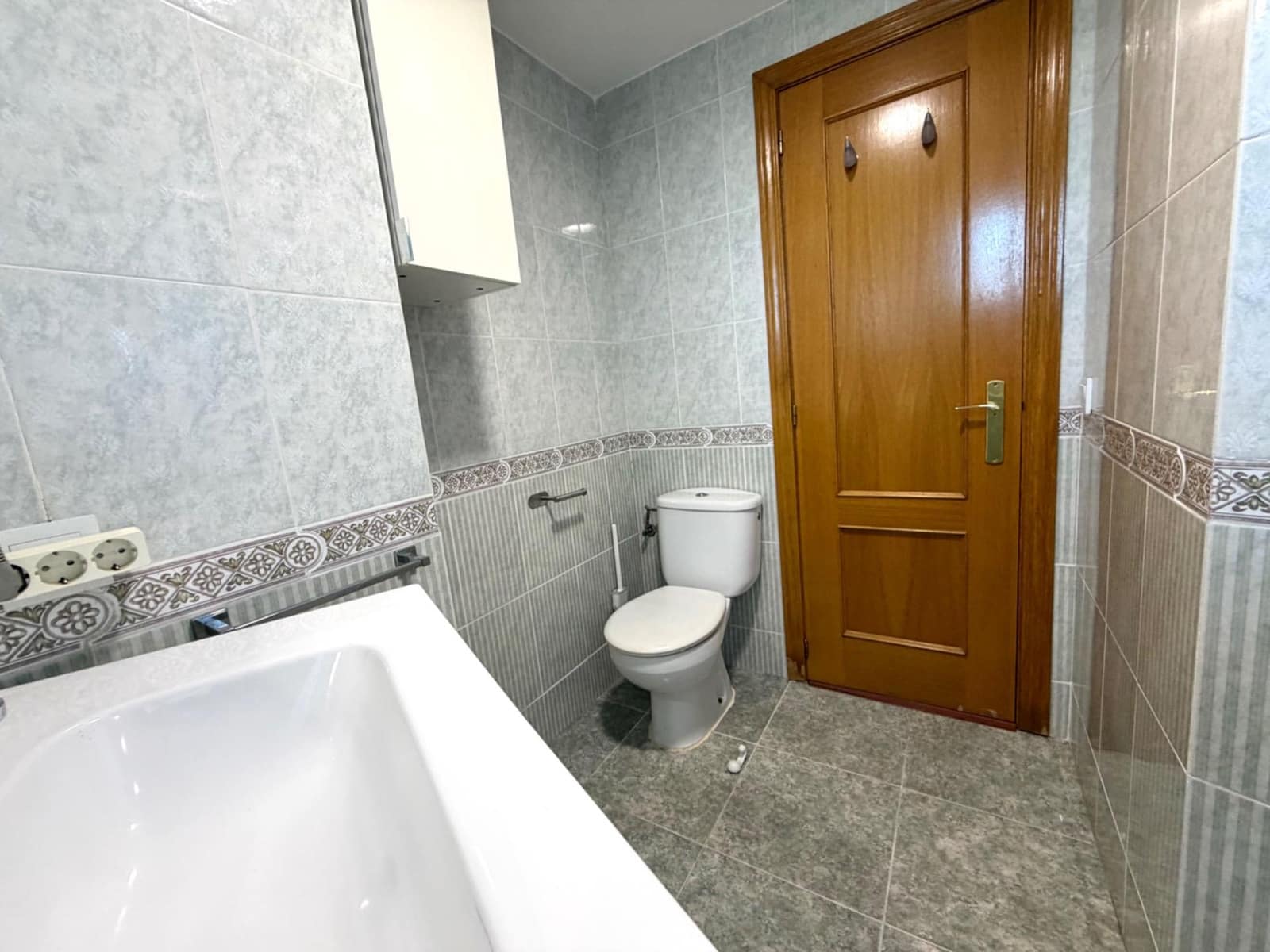 3 bedroom Penthouse for sale in Burjassot with garage - € 312,000 (Ref: 9839339)