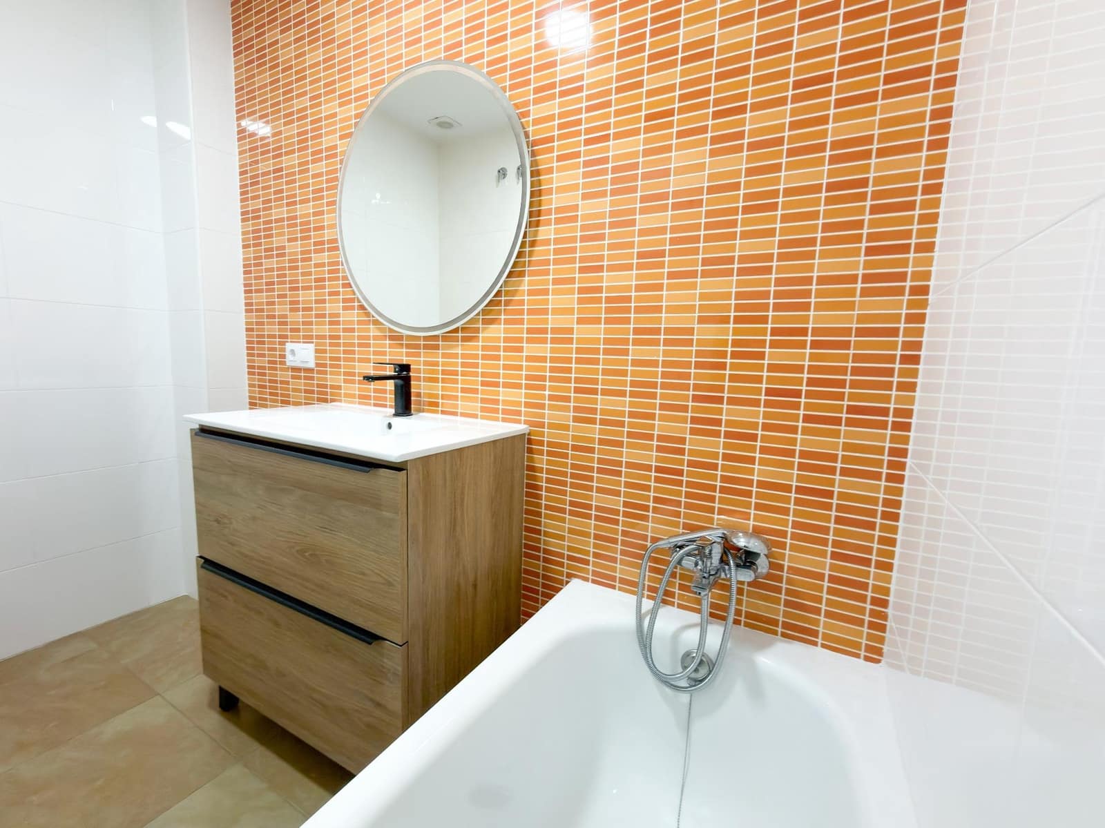 2 bedroom Flat for sale in Rafelbunyol - € 220,000 (Ref: 9861949)