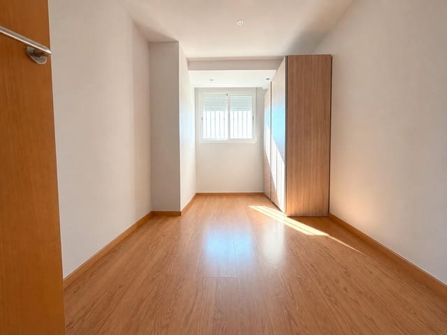 4 bedroom Apartment for sale in Massalfassar with garage - € 265,000 (Ref: 9867094)