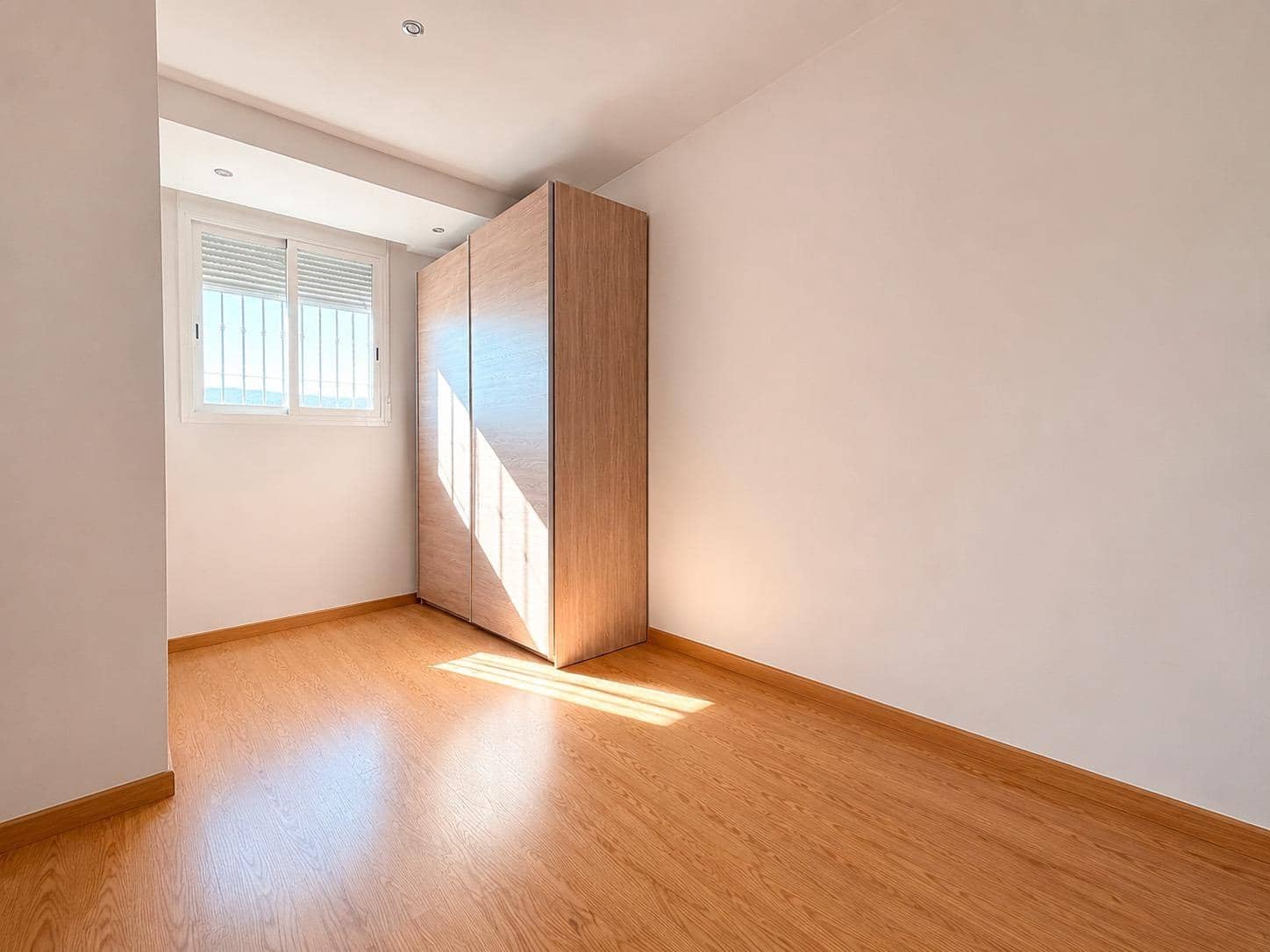 4 bedroom Apartment for sale in Massalfassar with garage - € 265,000 (Ref: 9867094)