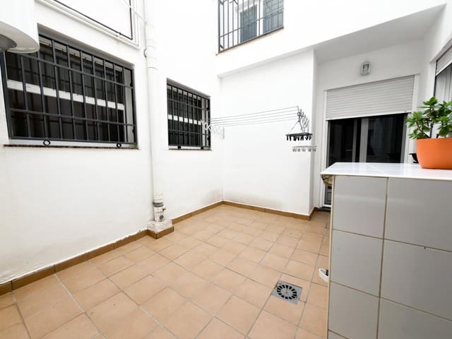 4 bedroom Apartment for sale in Massalfassar with garage - € 265,000 (Ref: 9867094)