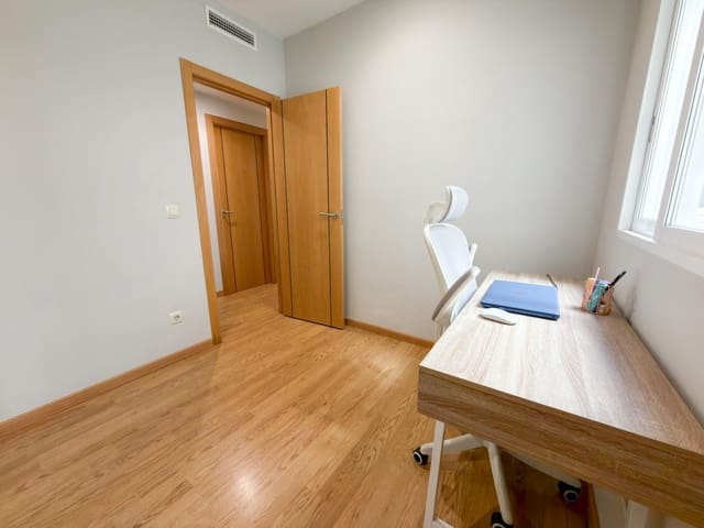 4 bedroom Apartment for sale in Massalfassar with garage - € 265,000 (Ref: 9867094)