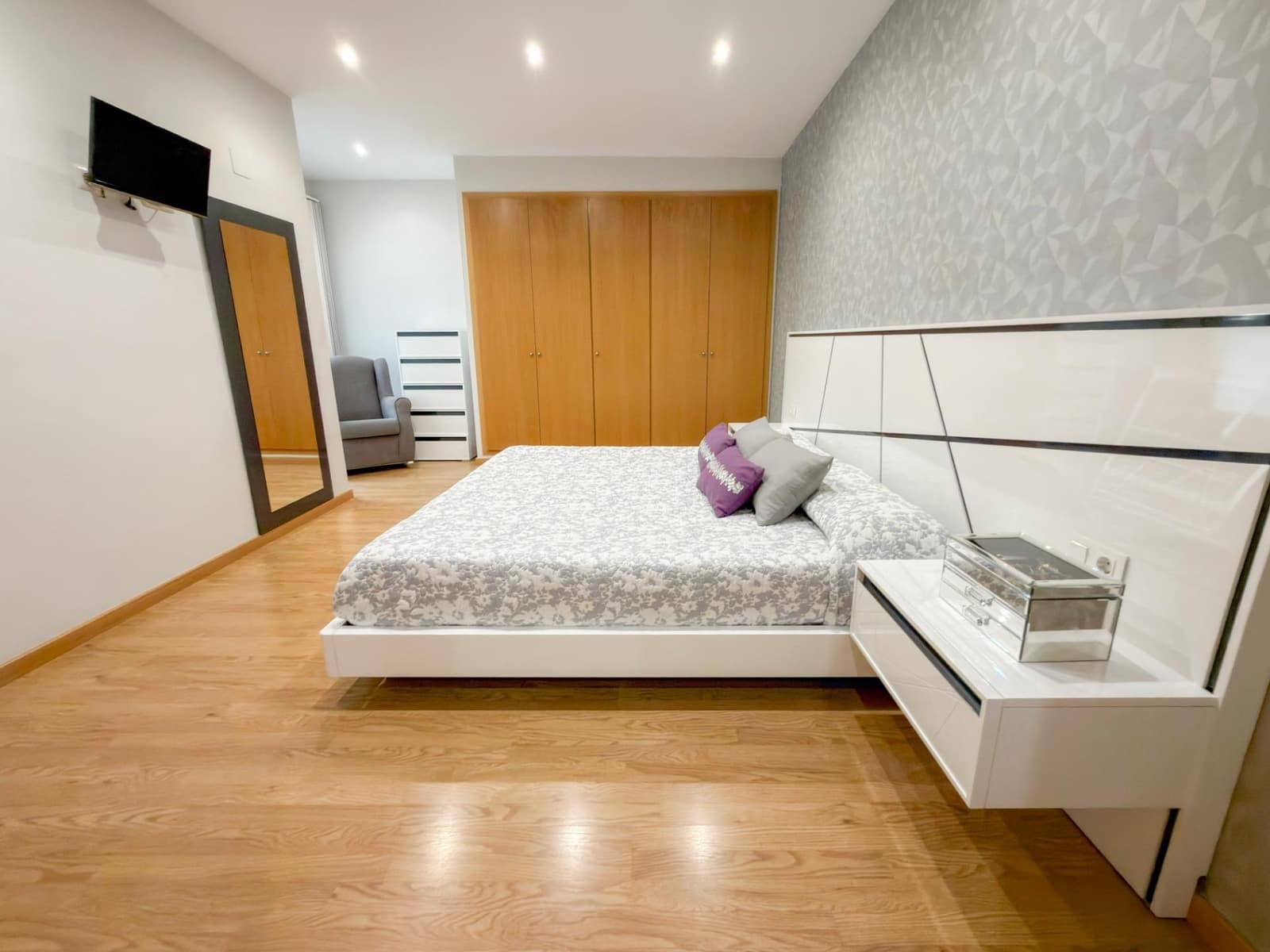 4 bedroom Apartment for sale in Massalfassar with garage - € 265,000 (Ref: 9867094)