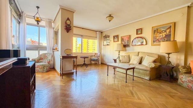 4 soverom Leilighet til salgs i Ciutat Universitaria, Valencia by med garasje - € 480 000 (Ref: 9873615)