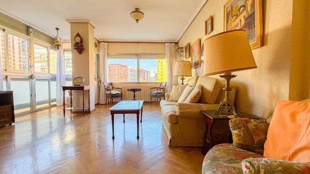 4 soverom Leilighet til salgs i Ciutat Universitaria, Valencia by med garasje - € 480 000 (Ref: 9873615)