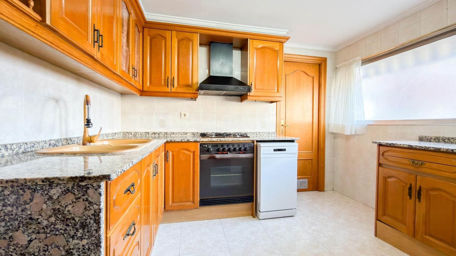 4 soverom Leilighet til salgs i Valencia by med garasje - € 480 000 (Ref: 9873615)