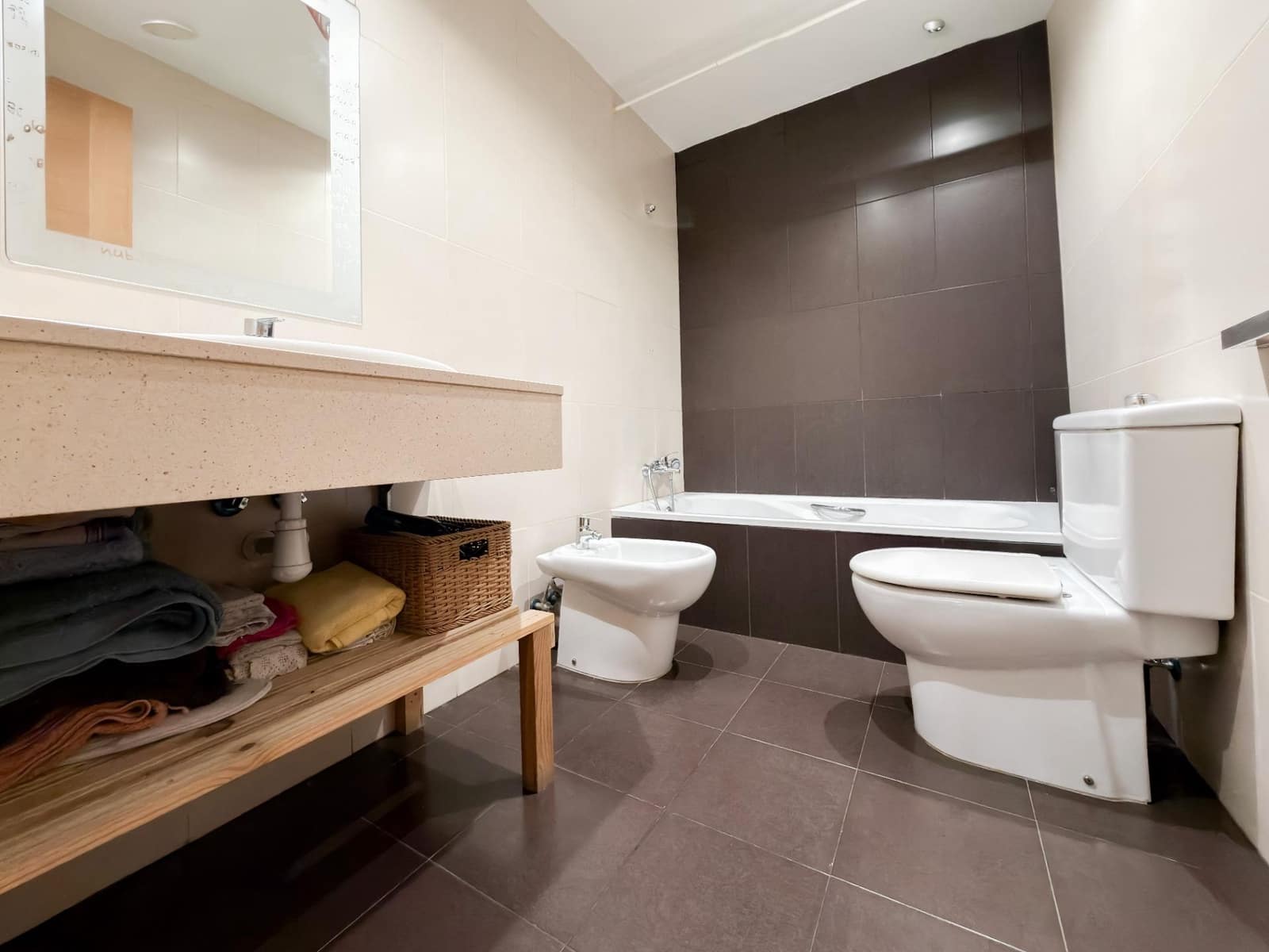 4 slaapkamer Rijtjeshuis te koop in Real met garage - € 259.000 (Ref: 9878953)