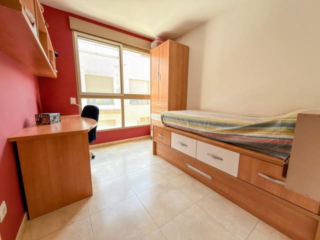 4 soveværelse Rækkehus til salg i Real med garage - € 259.000 (Ref: 9878953)
