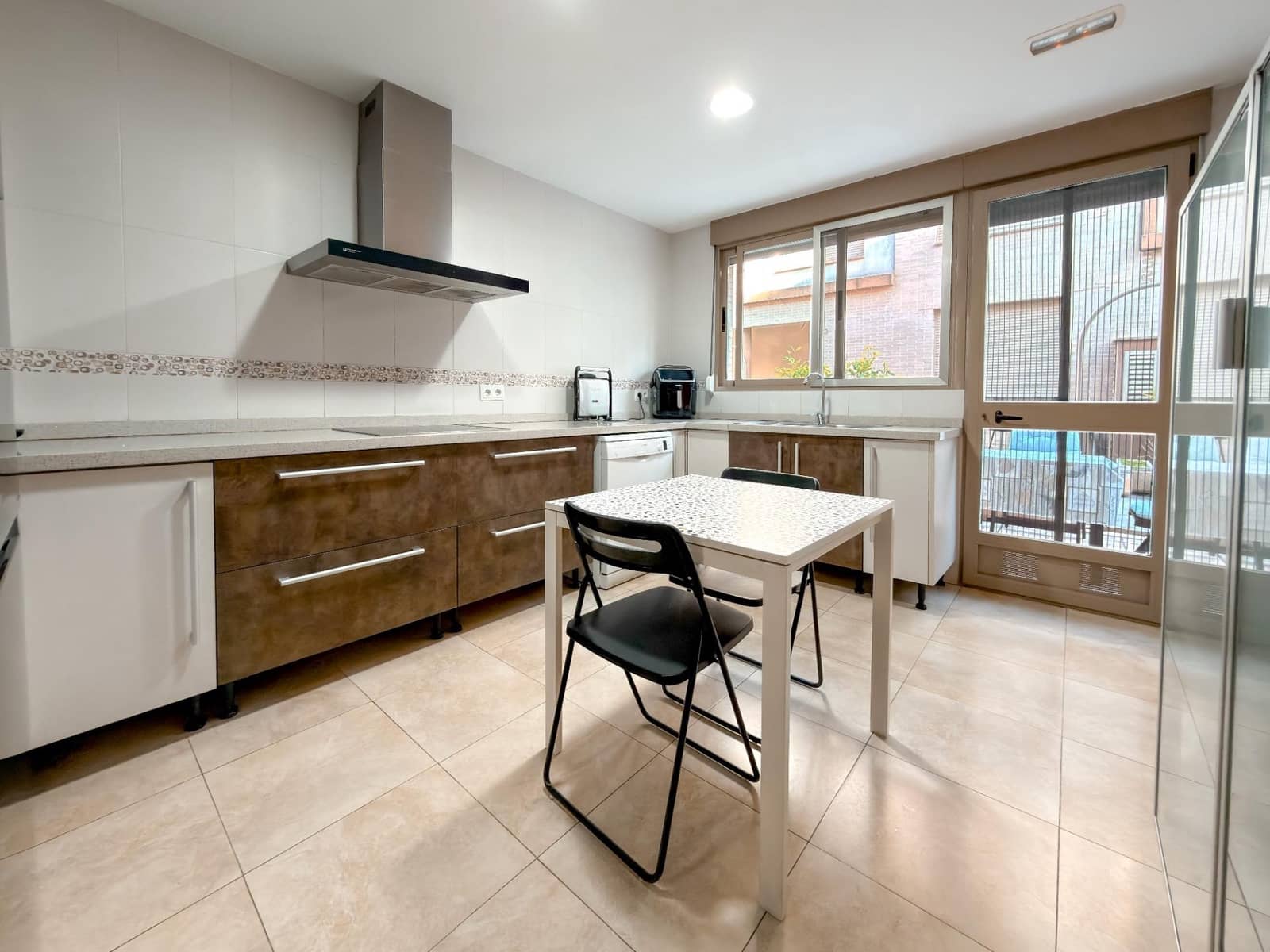 4 slaapkamer Rijtjeshuis te koop in Real met garage - € 259.000 (Ref: 9878953)