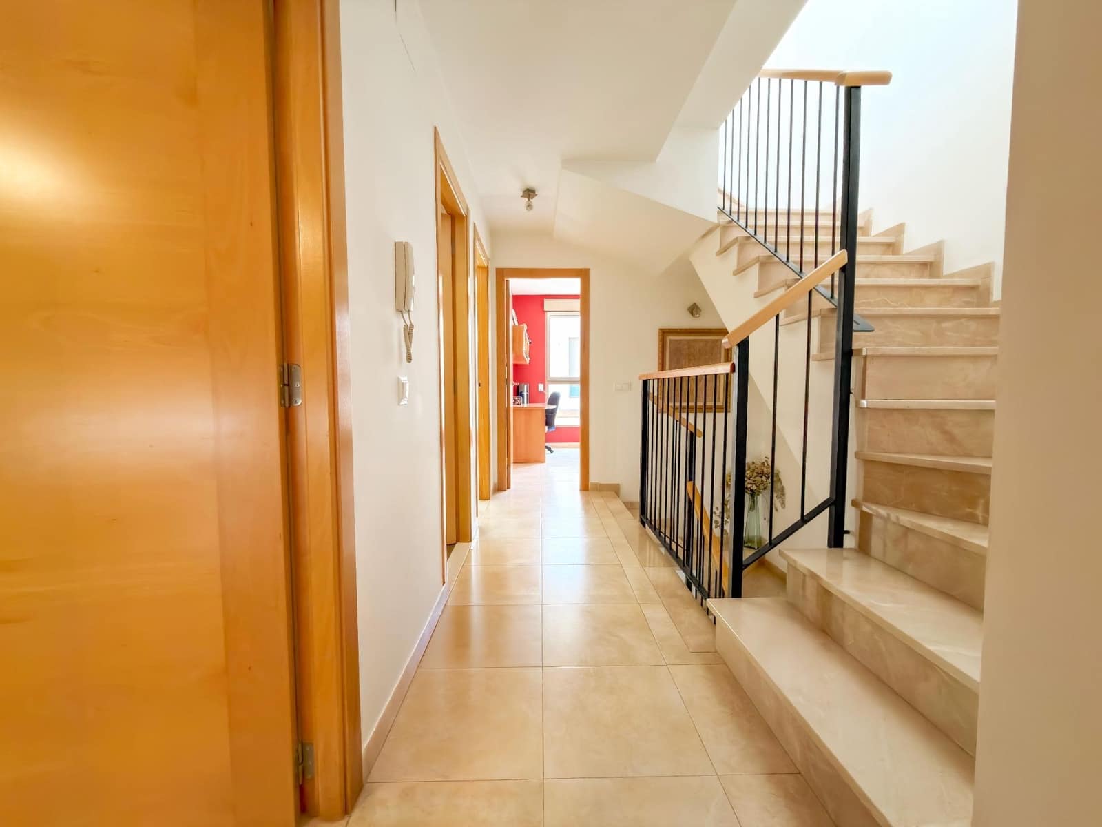 4 slaapkamer Rijtjeshuis te koop in Real met garage - € 259.000 (Ref: 9878953)