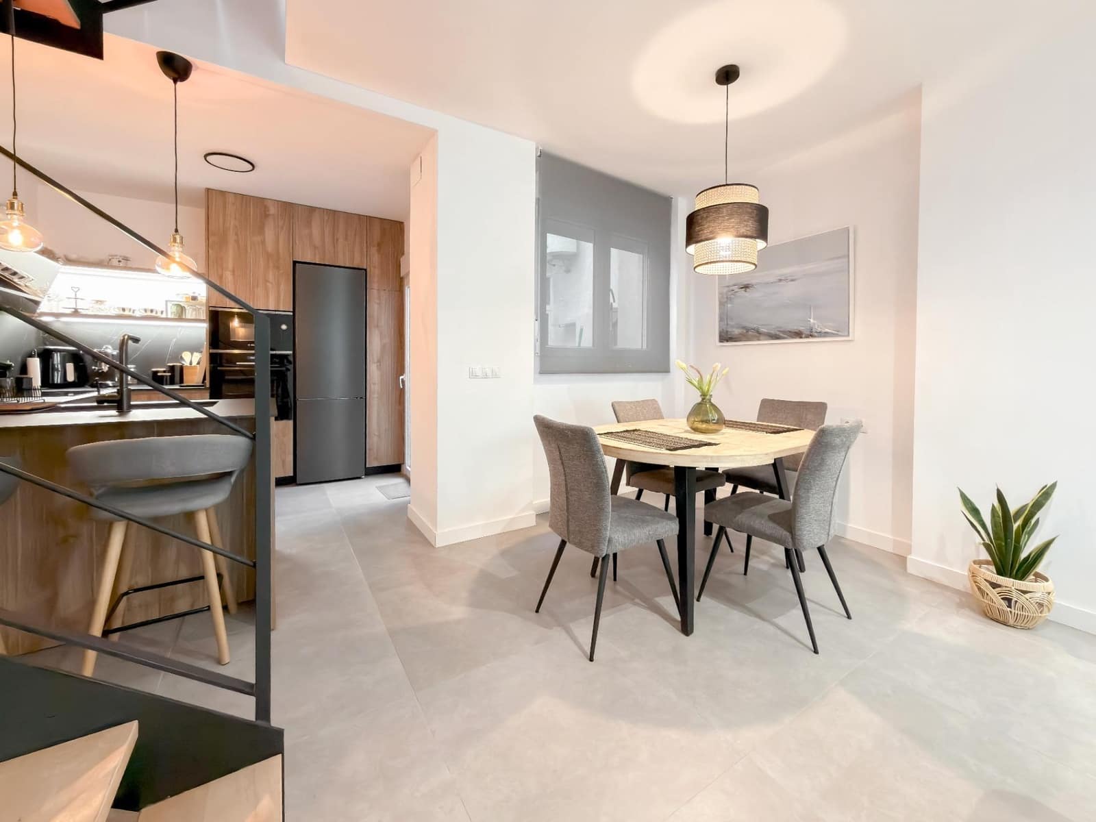 3 bedroom Townhouse for rent in Massamagrell - € 2,000 (Ref: 9884919)