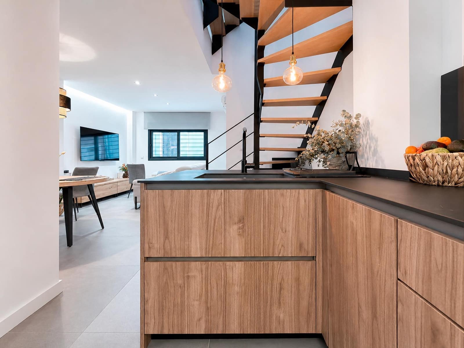 3 bedroom Townhouse for rent in Massamagrell - € 2,000 (Ref: 9884919)