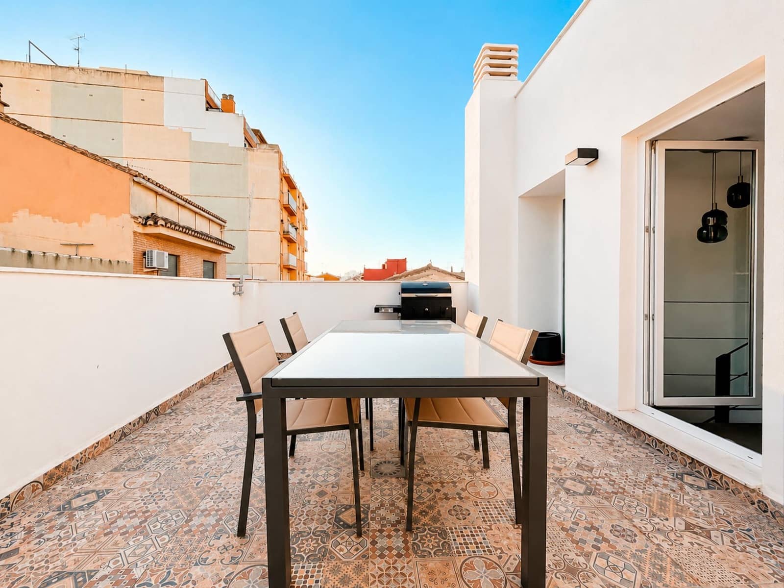 3 bedroom Townhouse for rent in Massamagrell - € 2,000 (Ref: 9884919)