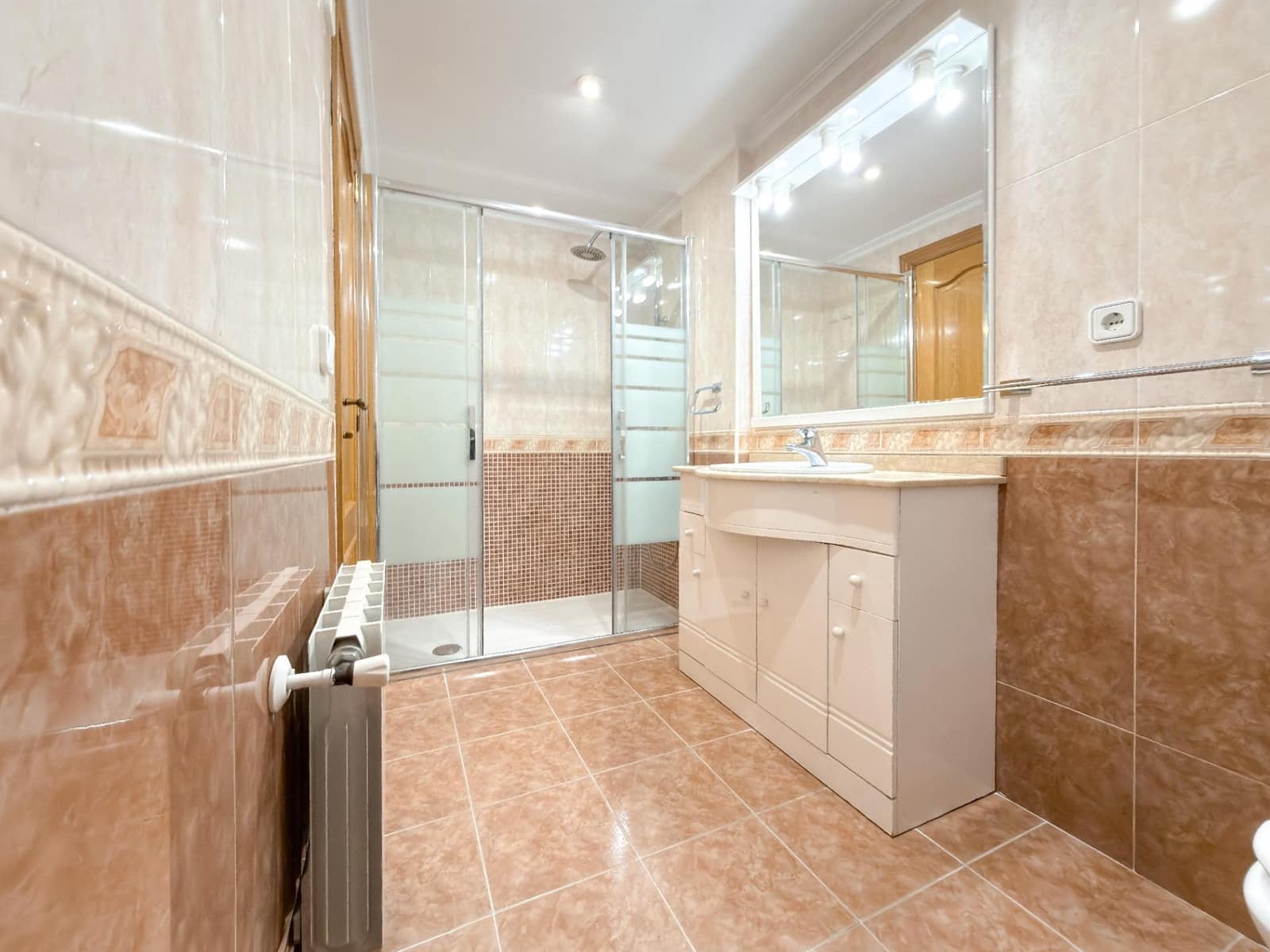 4 sypialnia Mieszkanie na sprzedaż w Miasto Walencja z garażem - 469 000 € (Ref: 9913264)