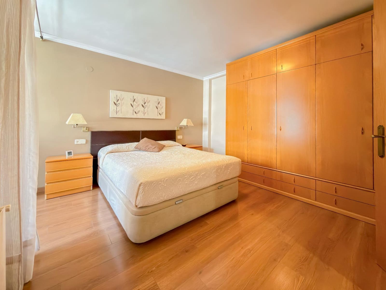 4 sypialnia Mieszkanie na sprzedaż w Miasto Walencja z garażem - 469 000 € (Ref: 9913264)