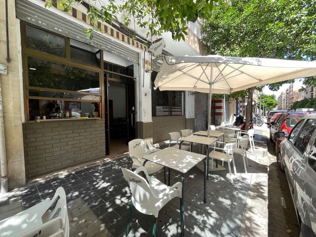 Kaupallinen myytävänä paikassa Torrefiel, Valencia kaupunki - 160 000 € (Ref: 9915924)