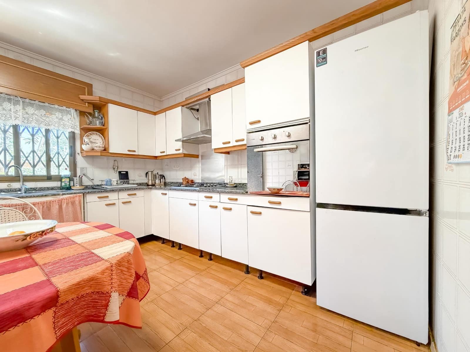 Chalet de 4 habitaciones en L'Eliana en venta con piscina garaje - 670.000 € (Ref: 9927515)