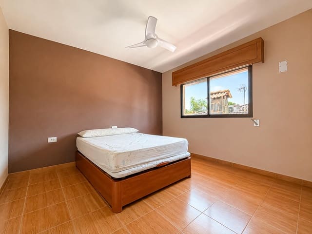 Chalet de 4 habitaciones en L'Eliana en venta con piscina garaje - 670.000 € (Ref: 9927515)