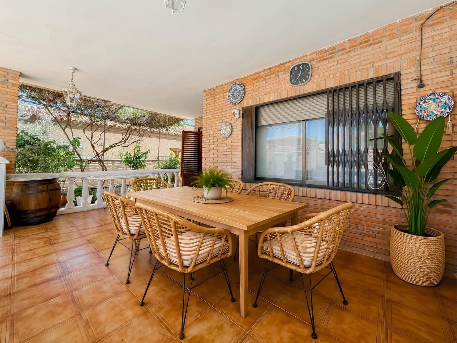 Chalet de 4 habitaciones en L'Eliana en venta con piscina garaje - 670.000 € (Ref: 9927515)