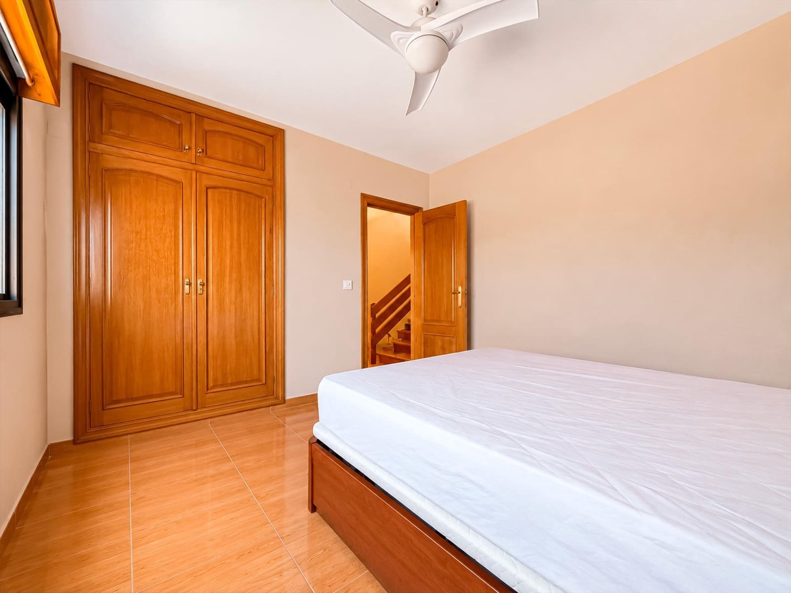 Chalet de 4 habitaciones en L'Eliana en venta con piscina garaje - 670.000 € (Ref: 9927515)