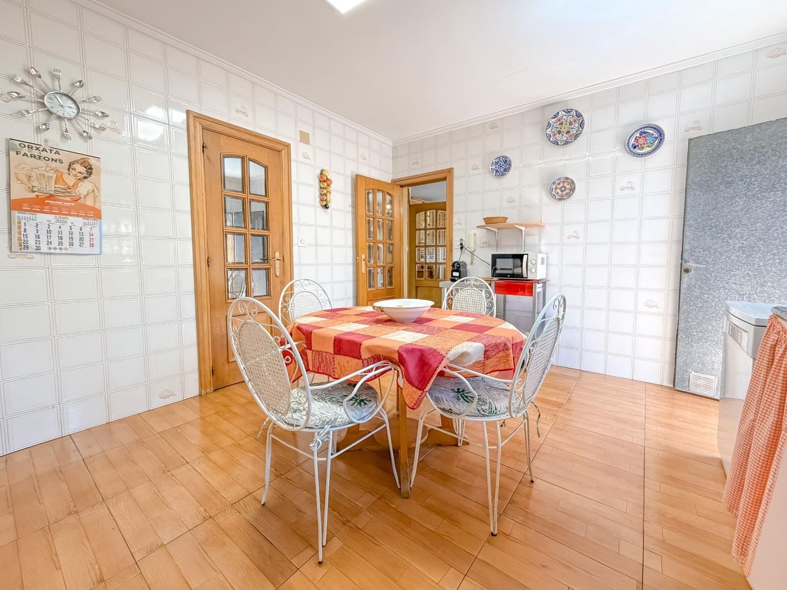 Chalet de 4 habitaciones en L'Eliana en venta con piscina garaje - 670.000 € (Ref: 9927515)