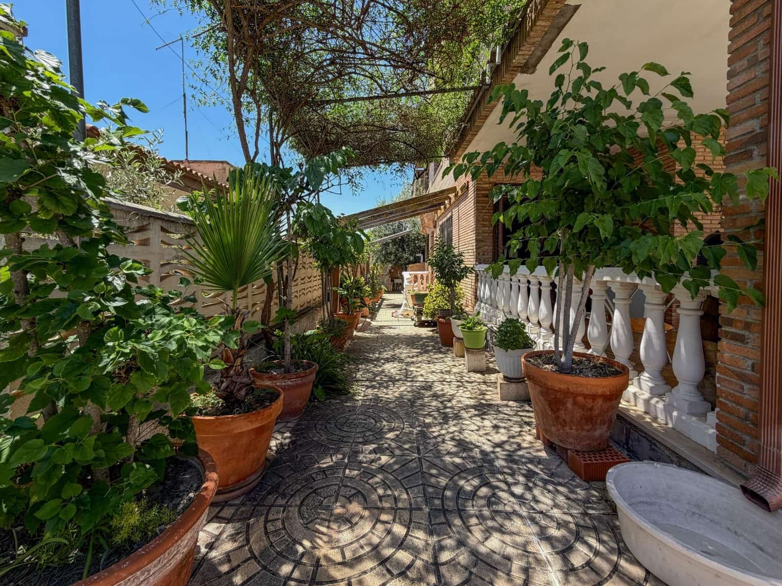 Chalet de 4 habitaciones en L'Eliana en venta con piscina garaje - 670.000 € (Ref: 9927515)