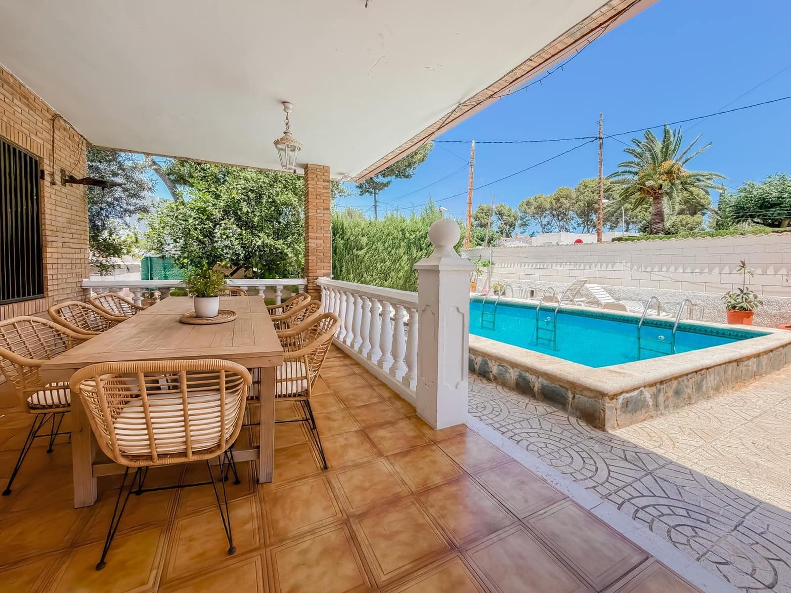 Chalet de 4 habitaciones en L'Eliana en venta con piscina garaje - 670.000 € (Ref: 9927515)