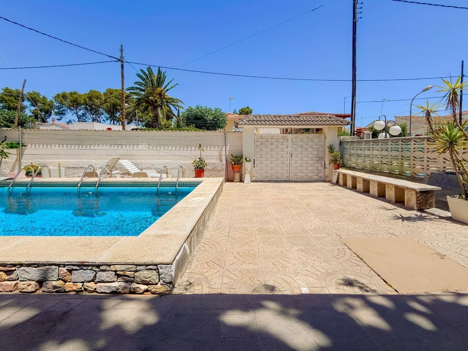 Chalet de 4 habitaciones en L'Eliana en venta con piscina garaje - 670.000 € (Ref: 9927515)