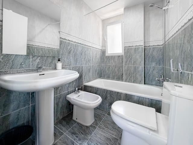 4 quarto Penthouse para venda em Gandia - 365 000 € (Ref: 9938294)