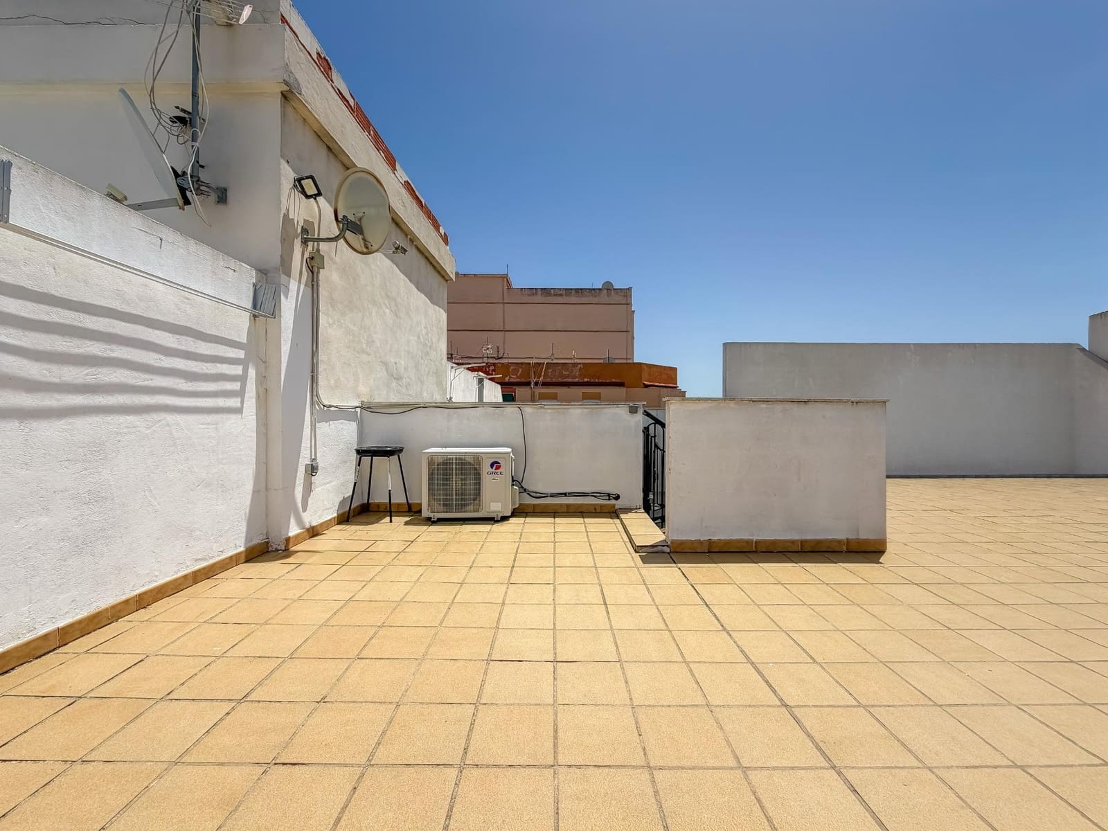 4 quarto Penthouse para venda em Gandia - 365 000 € (Ref: 9938294)