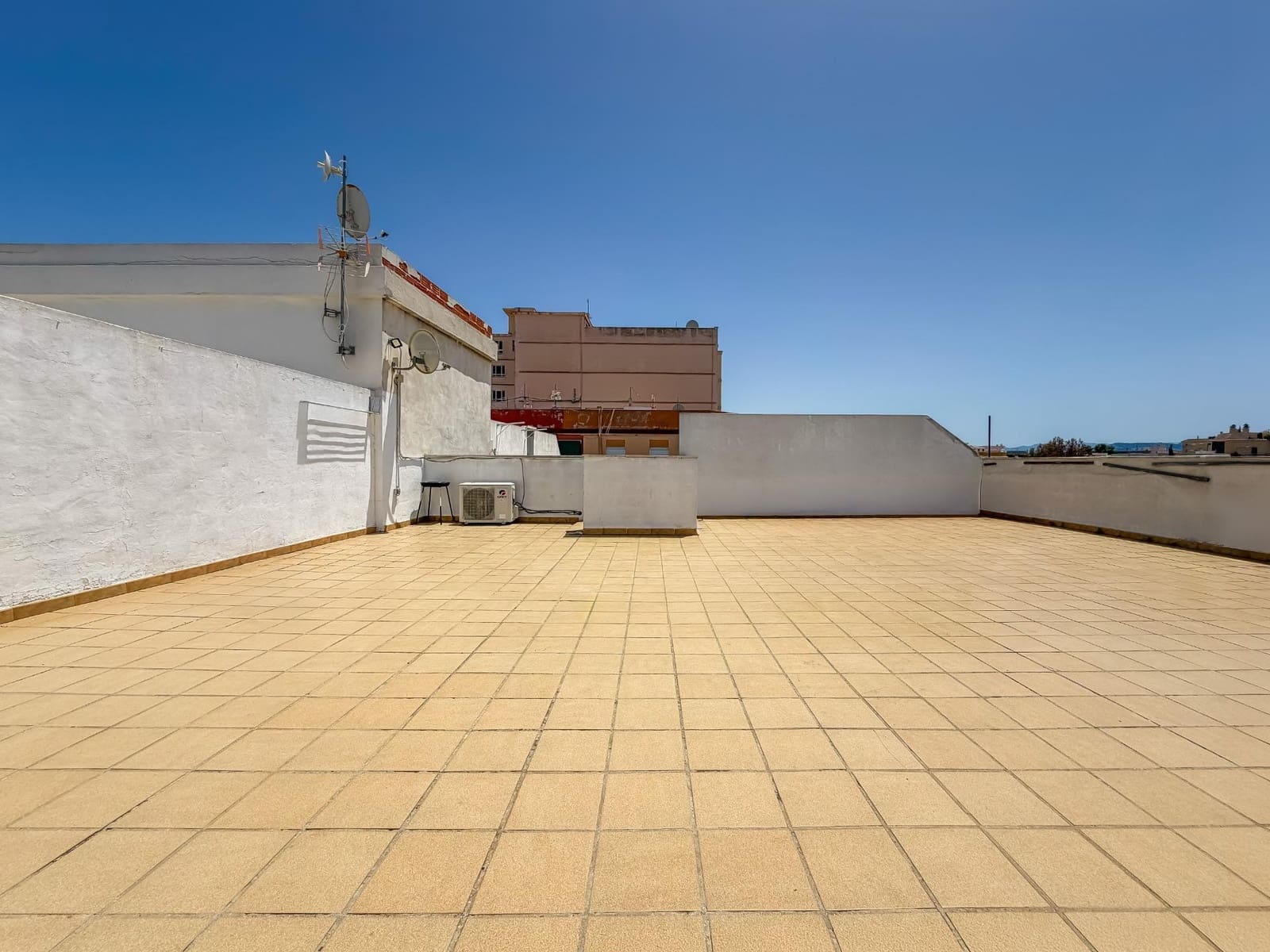 4 quarto Penthouse para venda em Gandia - 365 000 € (Ref: 9938294)