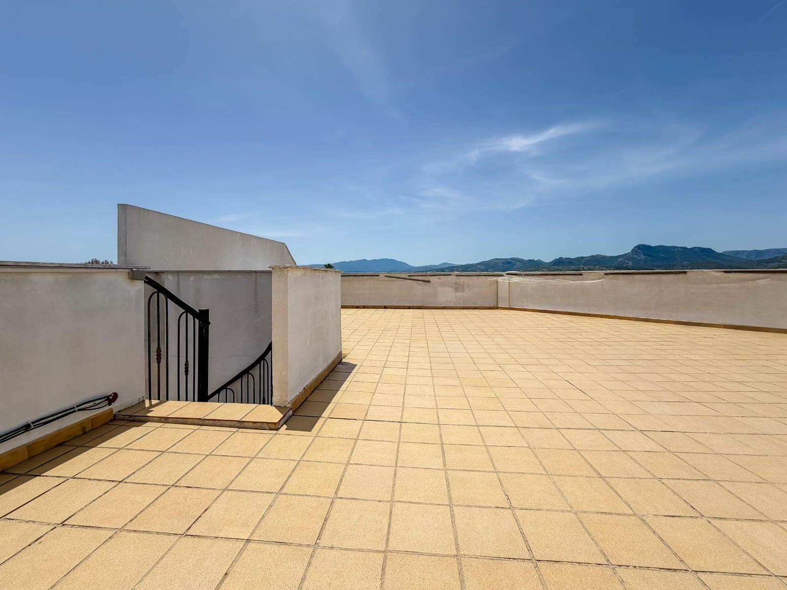 4 bedroom Penthouse for sale in Gandia - € 365,000 (Ref: 9938294)