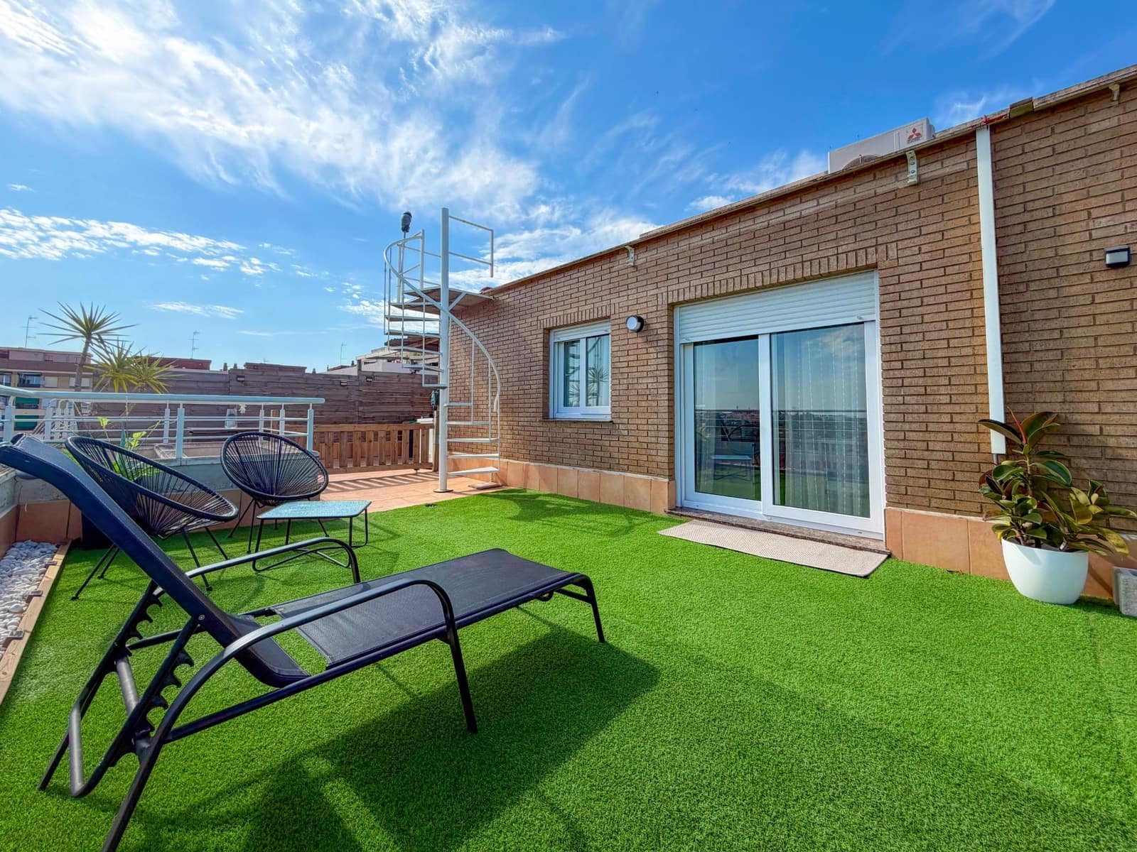 3 Zimmer Penthouse zu verkaufen in Museros mit Pool Garage - 369.000 € (Ref: 9947999)