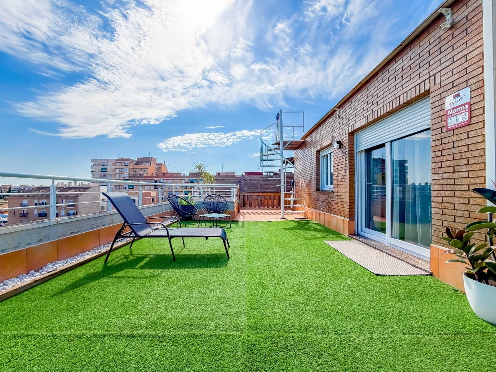 3 Zimmer Penthouse zu verkaufen in Museros mit Pool Garage - 369.000 € (Ref: 9947999)